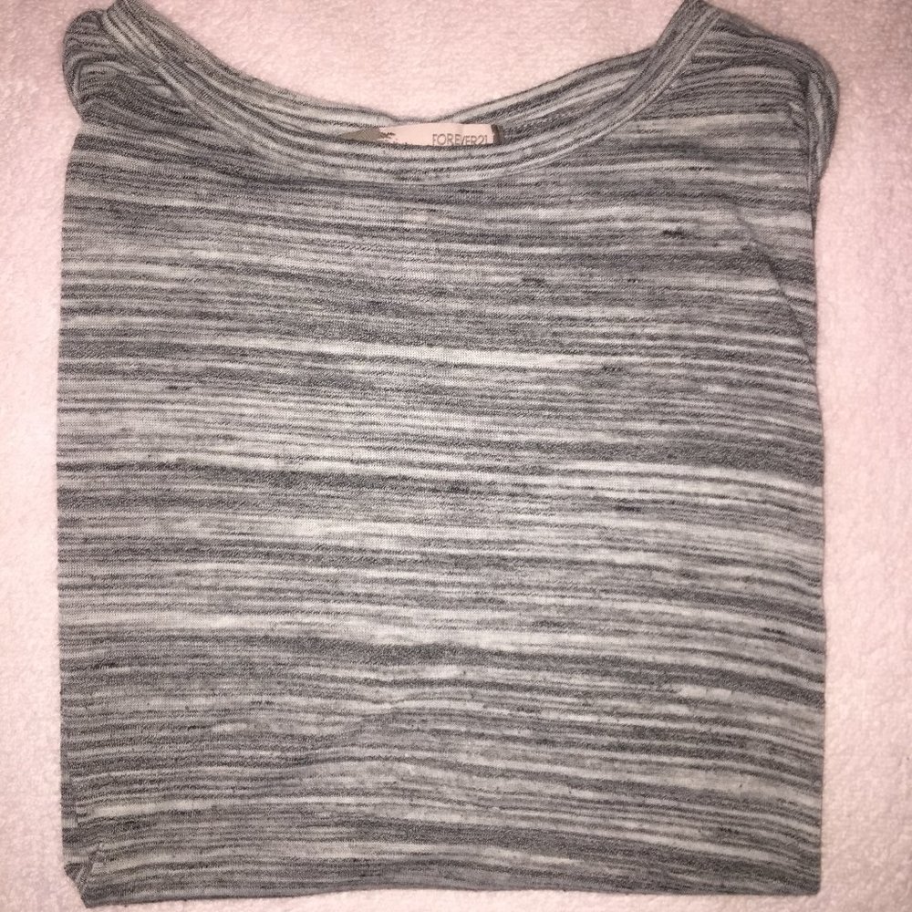 Forever 21 Contemporary Heather Grey Top